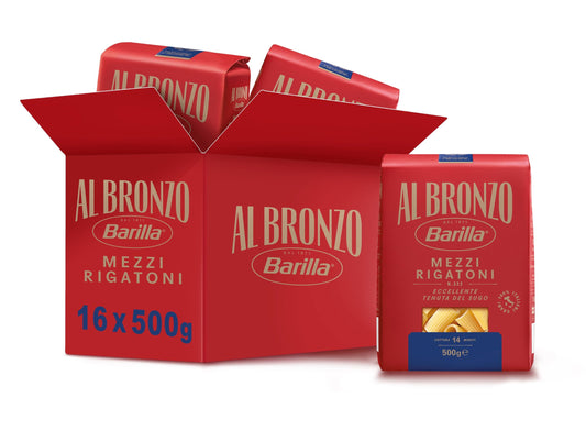Barilla Pasta Al Bronzo Mezzi Rigatoni 100% Grano Italiano, Pasta Trafilata Al Bronzo con Lavorazione al Bronzo Grezzo, Formato Spesso e Corposo, Alta Tenuta di Sugo e Cottura, 16 Confezioni da 500 g