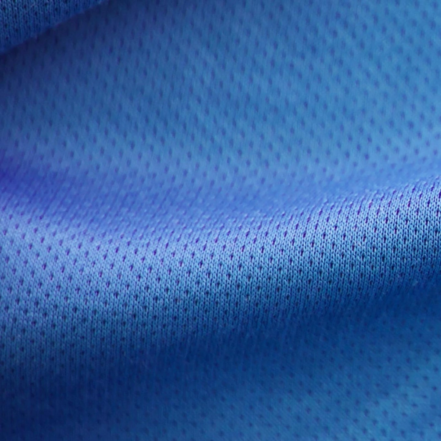 Perlana Renew Sport Detersivo Liquido per Bucato e Lavatrice Cura Attiva Elimina i Cattivi Odori per Capi Tecnici Tessuti Sportivi 24 Lavaggi - 3 Flaconi da 1,44L