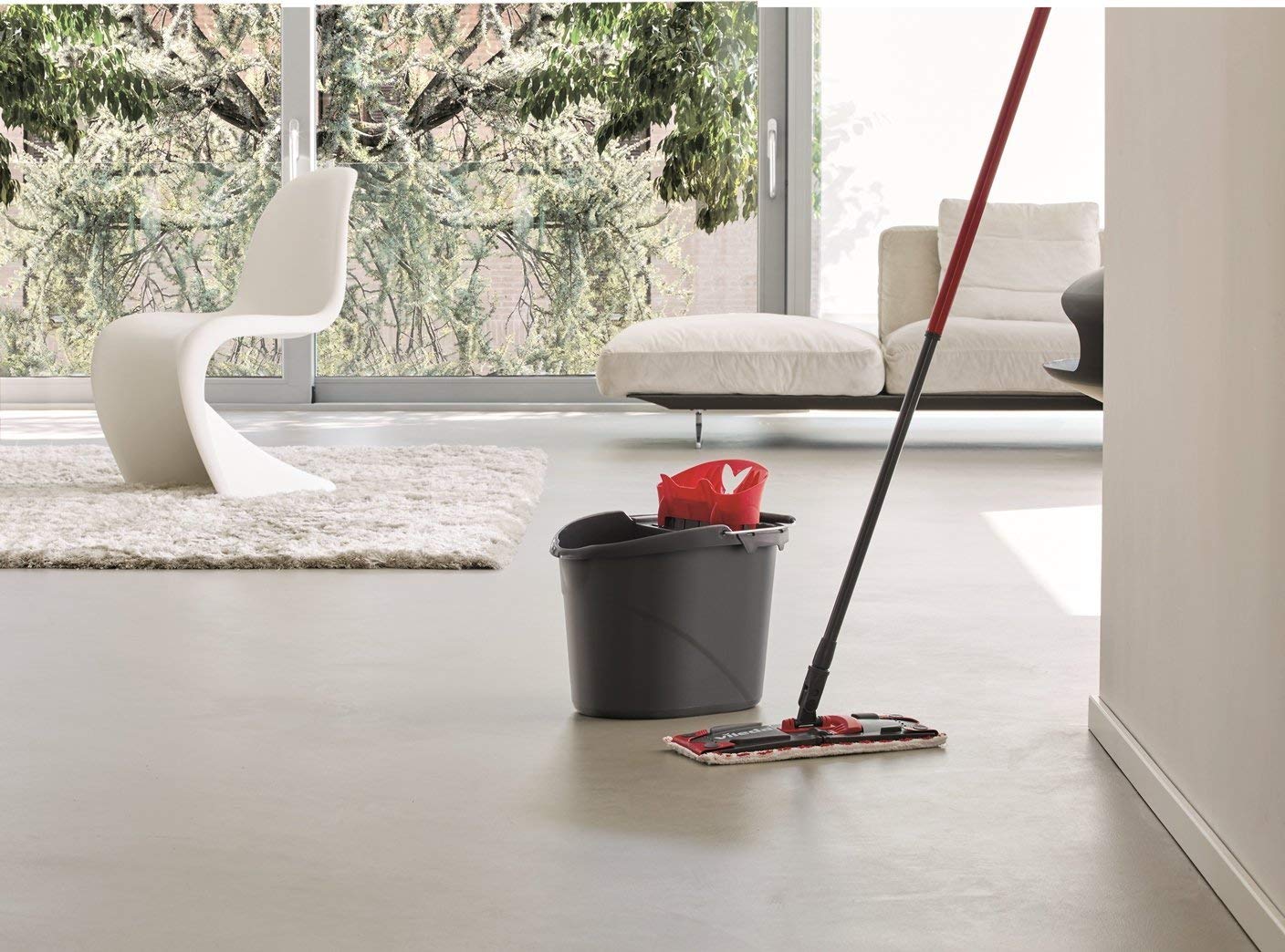Vileda Revolution Sistema lavapavimenti con Secchio e Piastra Piatta, Panno in Microfibra, per Tutti i Tipi di Pavimento, lavapavimenti sostenibile, Love it Clean