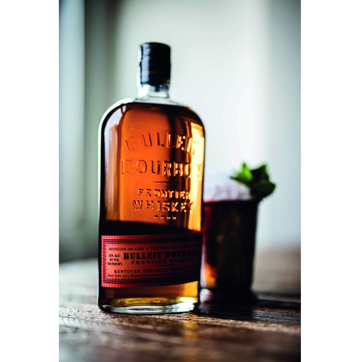 Bulleit Bourbon Whiskey Americano - 700 ml