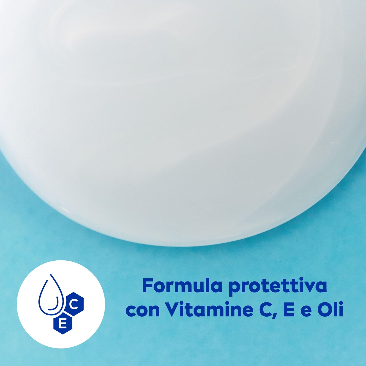 NIVEA Bagnodoccia Creme Smooth 750 ml, Bagnoschiuma in crema detergente e vellutante, Crema docciaschiuma arricchita con Burro di Karité, Vitamine C, E e Oli Nutrienti dal profumo delicato