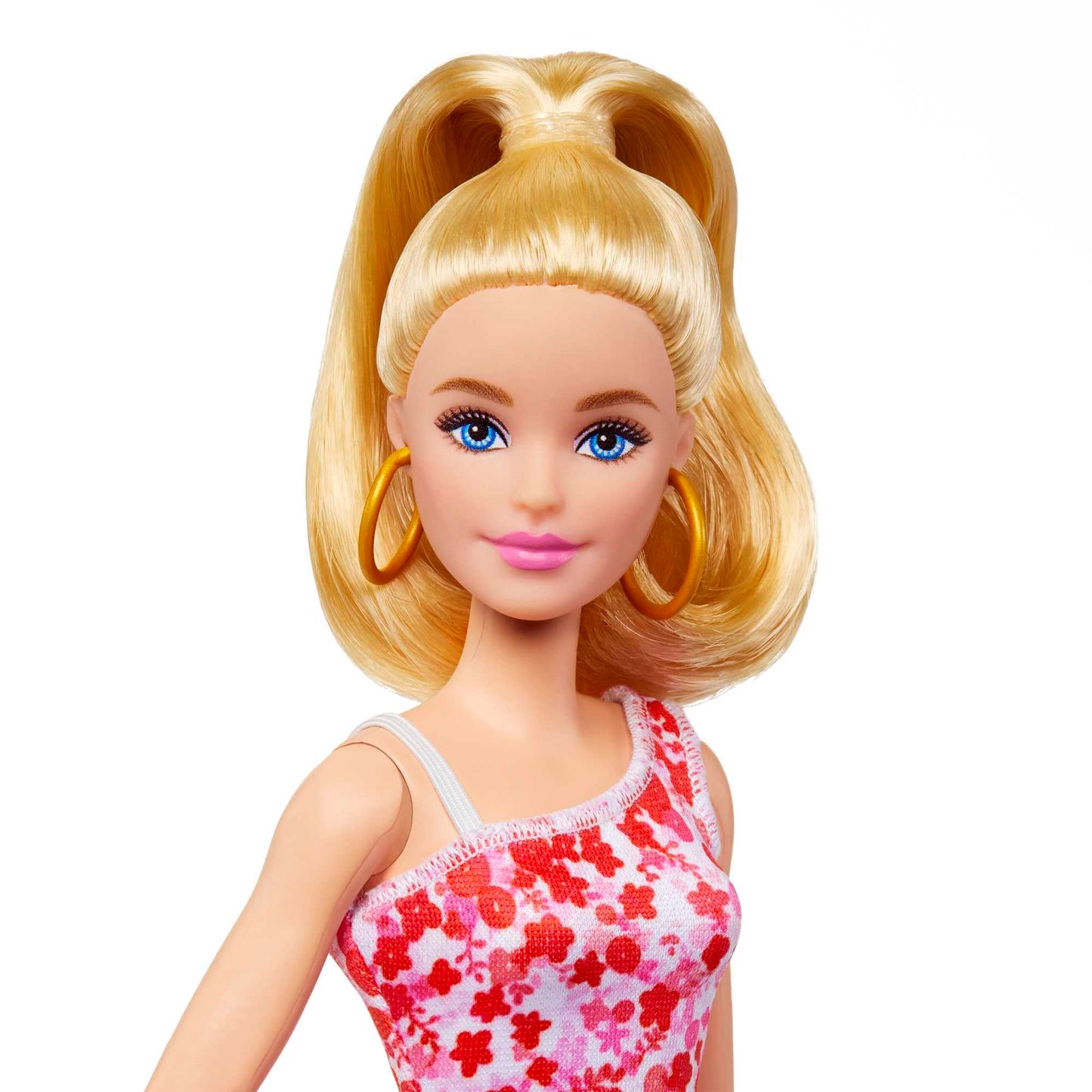 Barbie - Bambola Fashionistas con coda bionda, abito floreale rosa e rosso, sandali con plateau e orecchini a cerchio, giocattolo per bambni, 3+ anni, HJT02