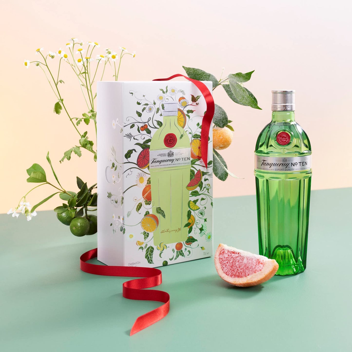 Tanqueray No. Ten Distilled en caja para regalo, ginebra, 700 ml