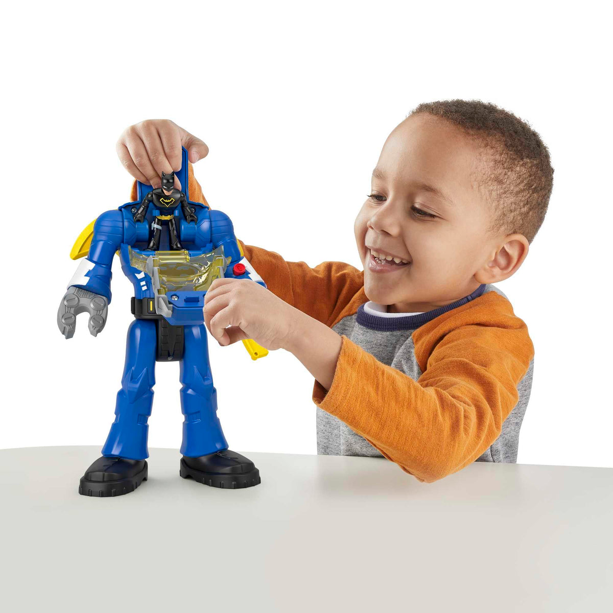Fisher-Price Imaginext, Imaginext DC Super Friends Batman giocattoli, robot da 30,5 cm con luci, suoni e personaggio Batman Insider, giocattolo per bambini 3+ Anni, HGX98