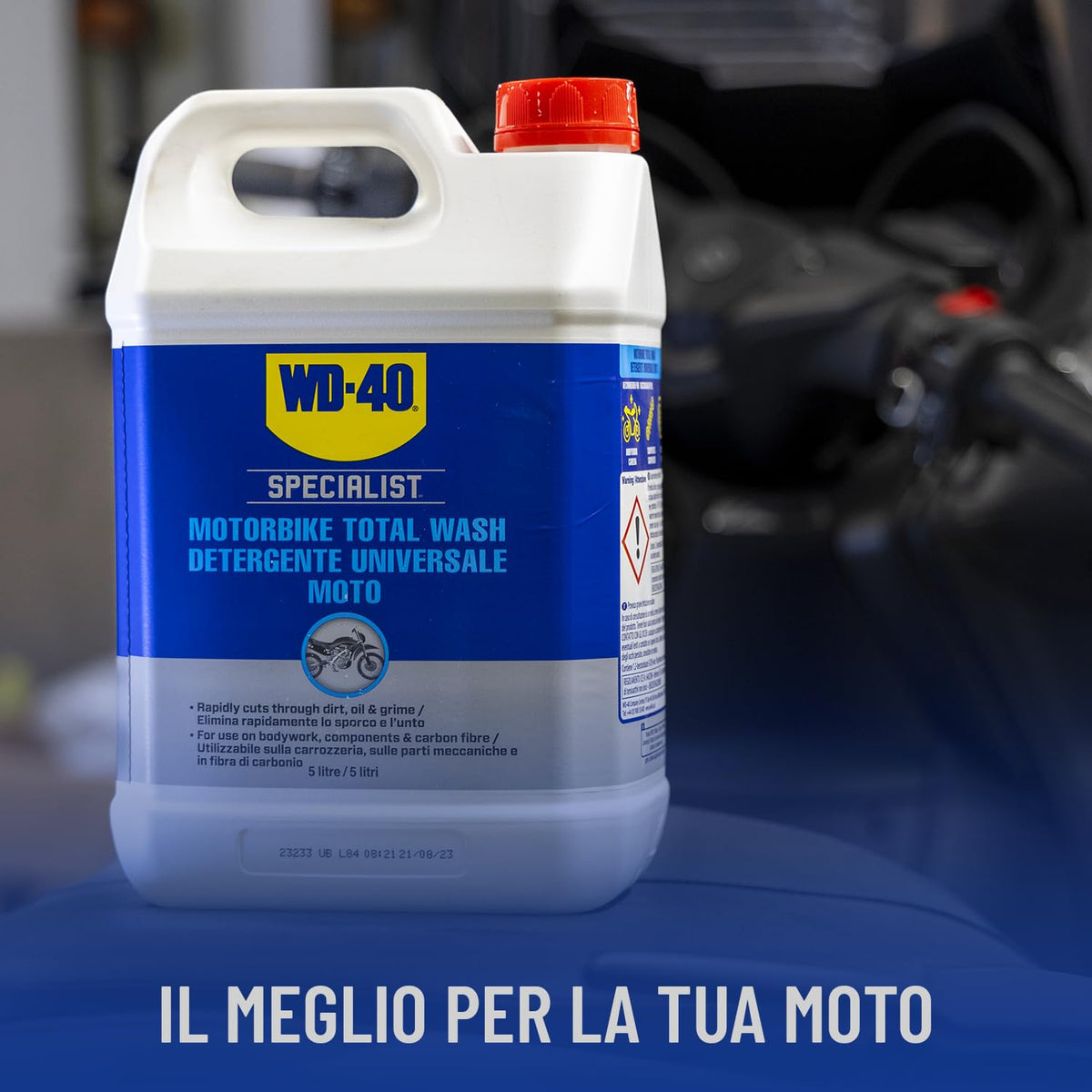 WD-40 - Specialist - Detergente Universale Moto - Pronto all’uso - Adatto per fibra di carbonio, titanio, alluminio, acciaio, gomma, plastica