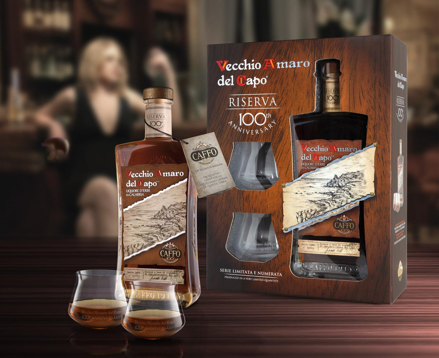 Vecchio Amaro del Capo Riserva del Centenario cl. 70 - confezione con 2 pregiati bicchieri da degustazione.