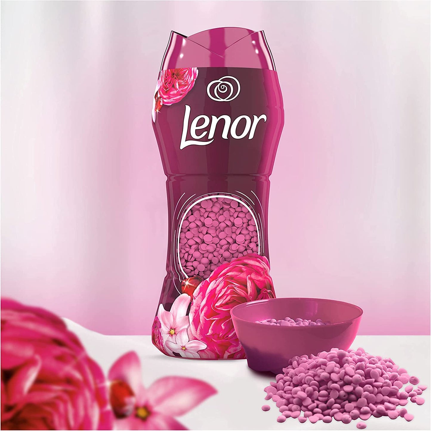 Lenor Rubino e gelsomino 210 g, le fragranze che ti adorano non durano mai fino a 12 settimane per i vestiti riposti.
