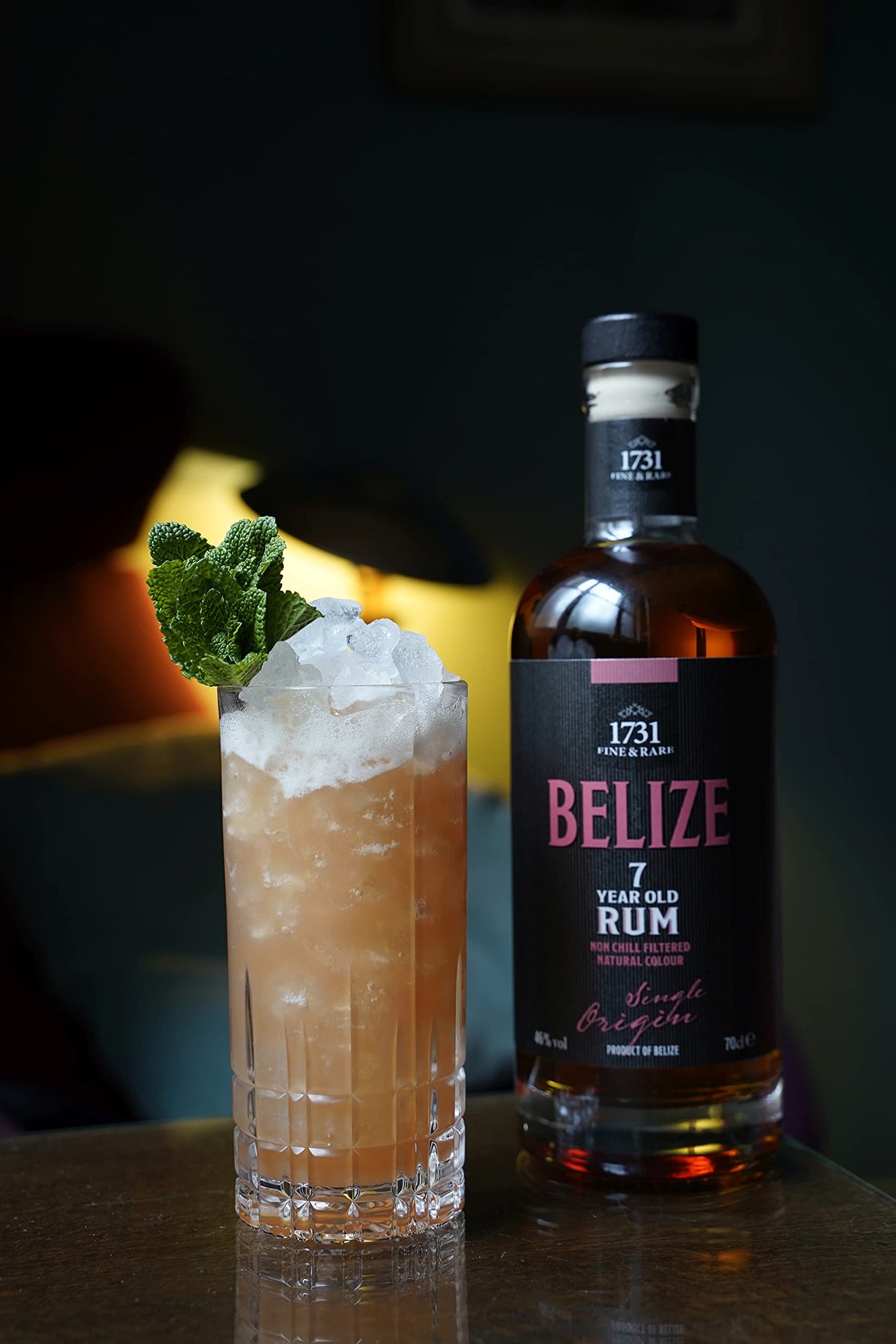 1731 Fine & Rare BELIZE 7 Years Old Single Origin Rum 46% Vol. 0,7l in Giftbox