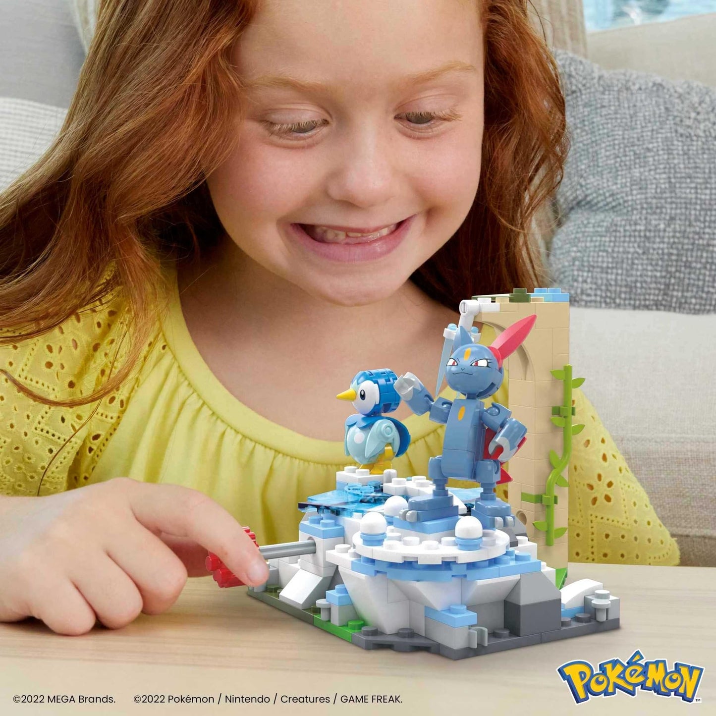 MEGA Pokémon - Piplup e Sneasel Divertimento sulla Neve, set Adventure Builder con 171 pezzi da costruire e sistema Mattoncino movimento, con Pinlup e Sneasel, giocattolo per bambini, 7+ anni, HKT20
