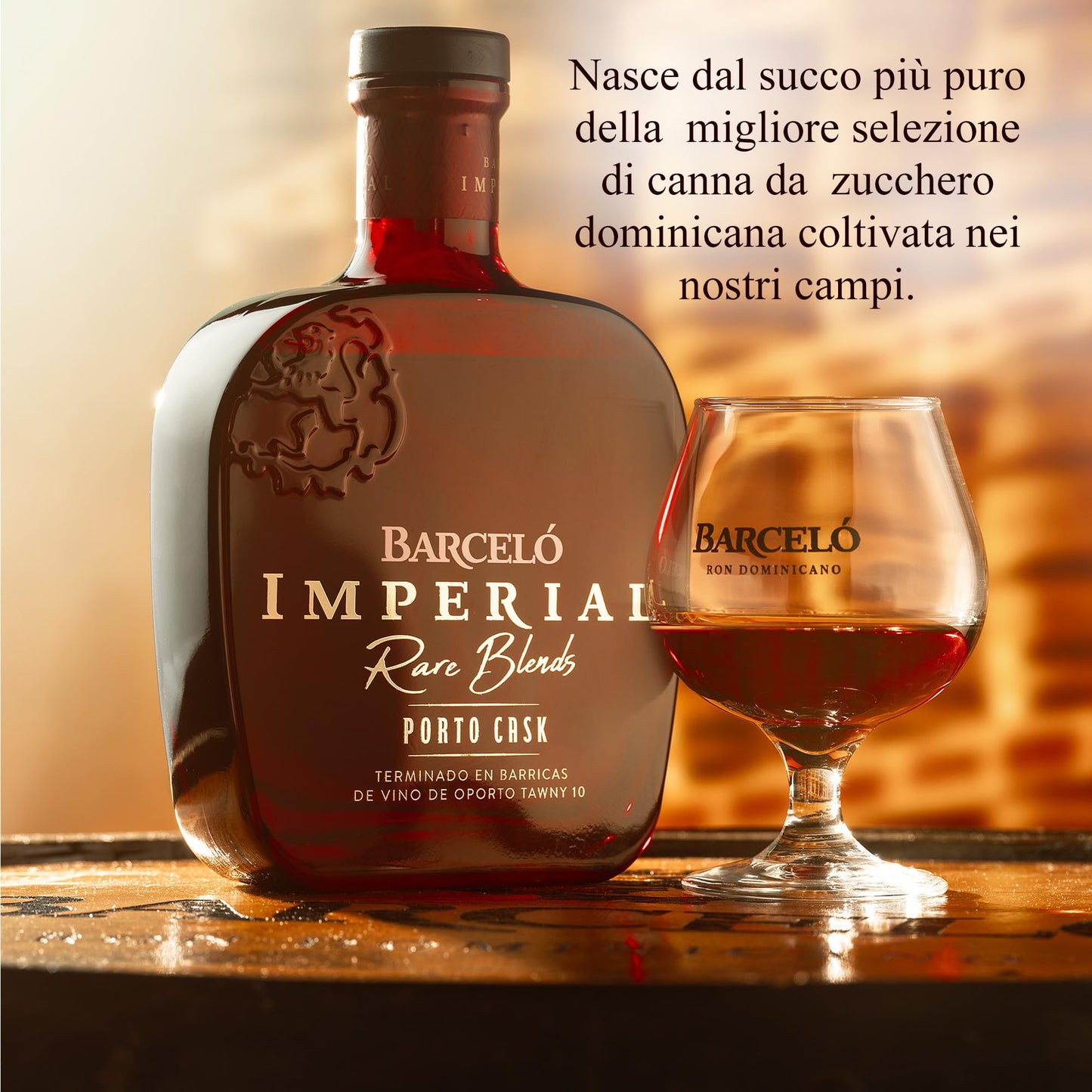 Ron Barceló, Imperial Porto Cask, Rum Ambrato, Invecchiato Naturalmente fino a 10 anni in Barrique di Rovere, 100% Succo di Canna da Zucchero, Gradazione 40% Vol - Bottiglia da 700 ml
