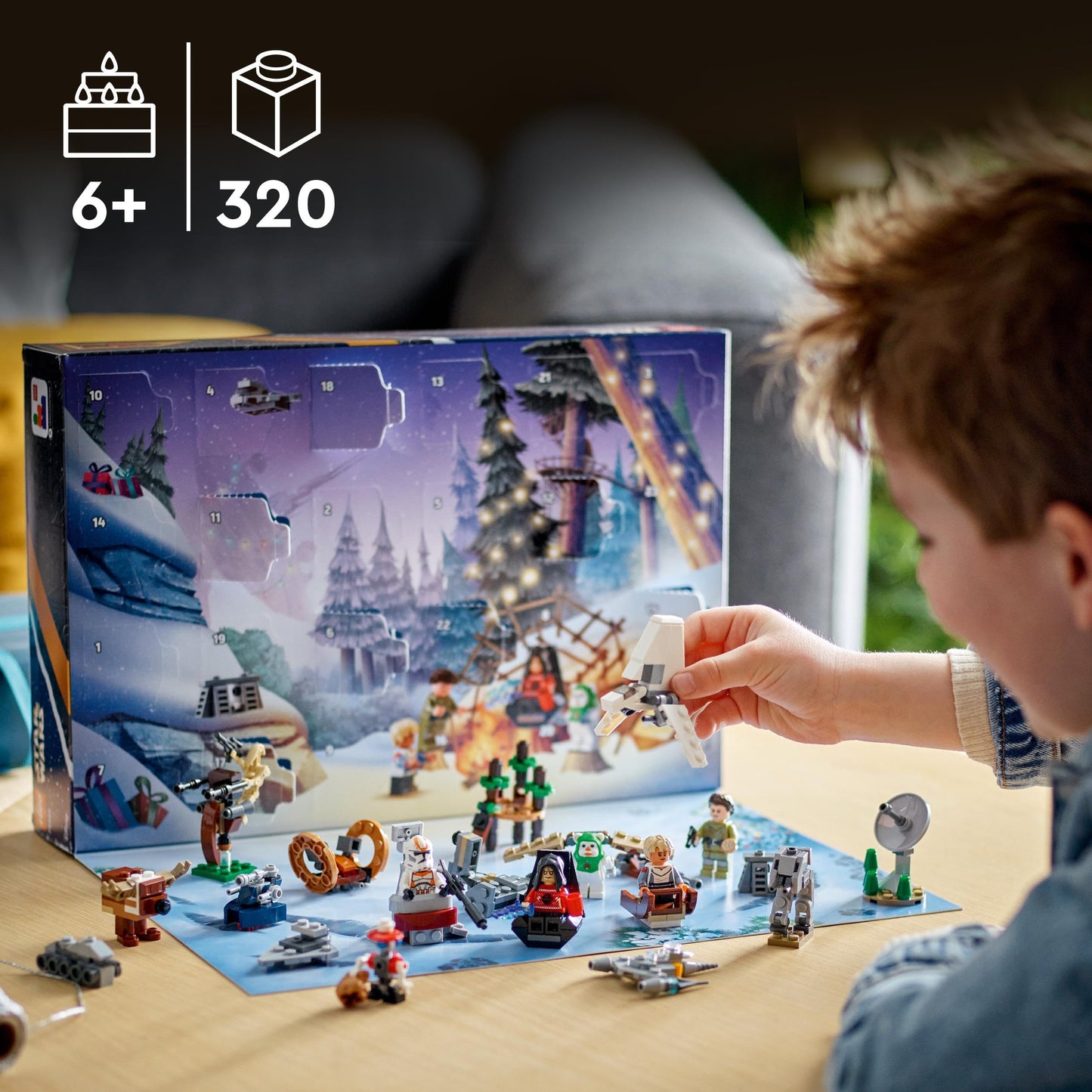 LEGO Star Wars Calendario dell'Avvento 2023 con 24 Regali tra cui 9 Personaggi, 10 Veicoli Giocattolo e 5 Iconici Mini-Modelli, Regalo per il Countdown di Natale per Bambini e Fan 75366
