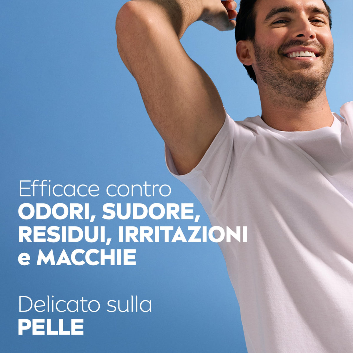 NIVEA MEN Sensitive Kit Cofanetto Regalo Uomo, Set regalo con Schiuma da Barba 200 ml, Balsamo Dopobarba 100 ml, Deodorante uomo Black & White 50 ml e Travel Bag omaggio inclusa