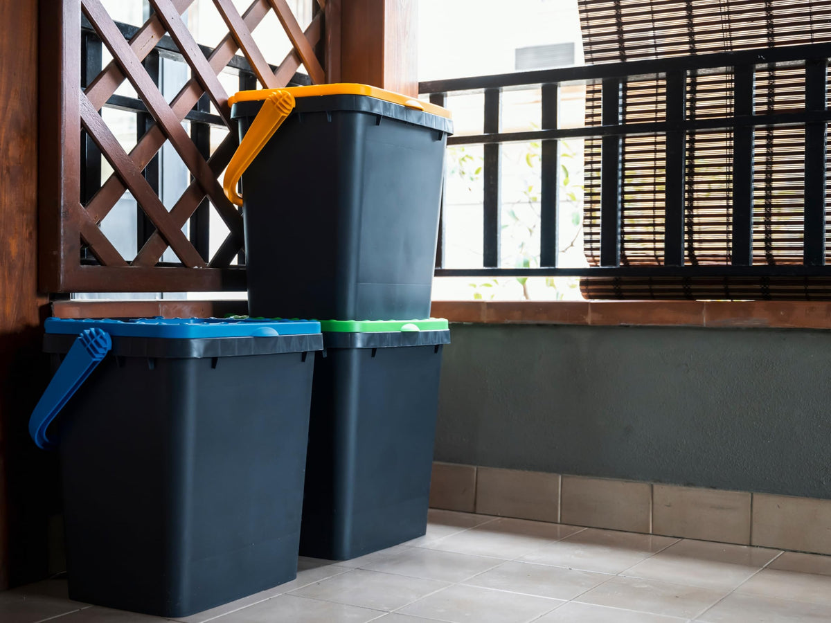 Ecoplast | Pattumiera per Raccolta Differenziata 35 Lt, Bidone Spazzatura in Plastica Riciclata, Giallo, 43x36x43,5, Made in Italy