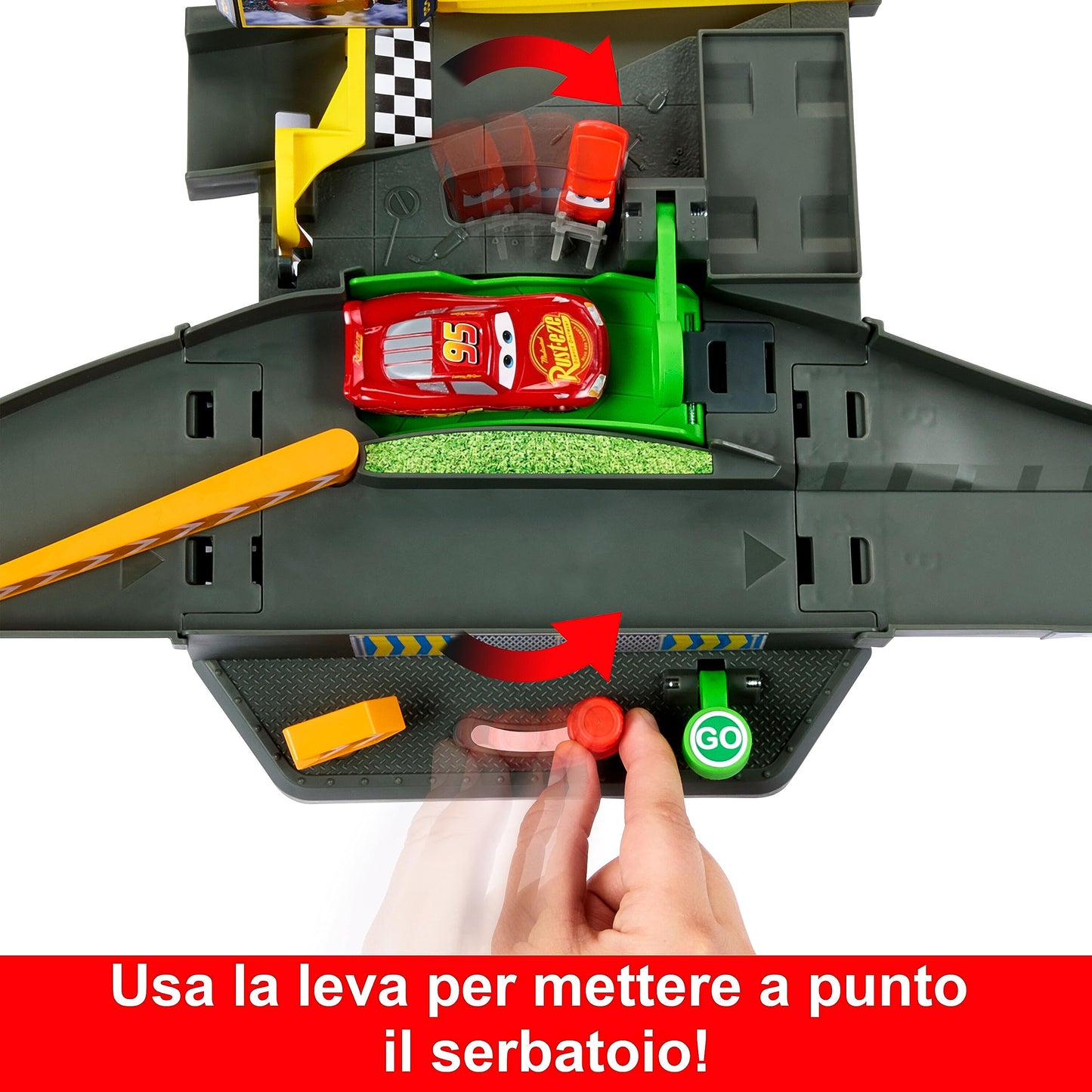 Mattel Disney Pixar CARS - Pista Azione Piston Cup, playset pista interattiva con macchinina die-cast Saetta McQueen inclusa, giocattolo per bambini, 4+ anni, HPD81