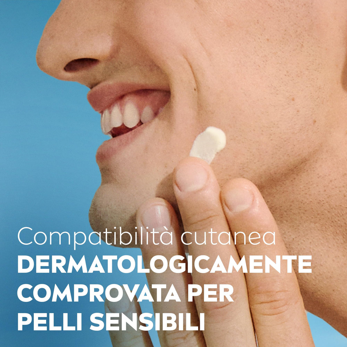 NIVEA MEN Sensitive Crema Idratante Viso Uomo Protezione Quotidiana SPF 30 50 ml, Crema viso uomo per pelli sensibili con Complesso VitaminPRO, Protegge da raggi UVA/UVB, luce blu e inquinamento