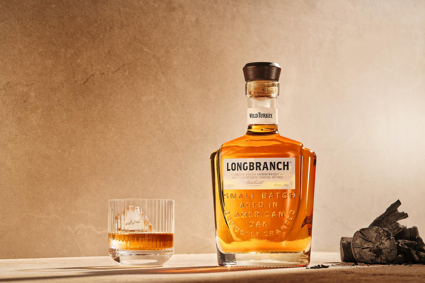 Wild Turkey - Longbranch, 70 cl, Whiskey Bourbon Americano, Invecchiato 8 Anni, 43% Vol