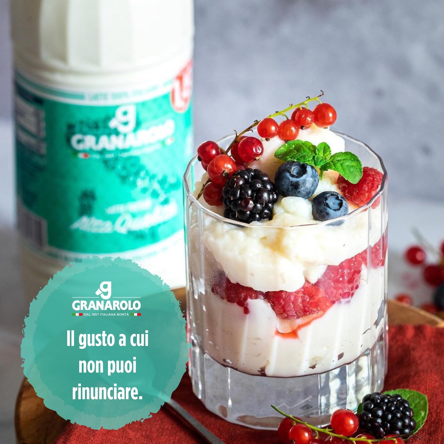 Granarolo, Latte Intero UHT da Latte Crudo per l'Alta Qualità 1 lt, 6 Confezioni di Latte Italiano, Mantiene lo Stesso Quantitativo di Proteine del Latte di Partenza grazie al Trattamento Termico