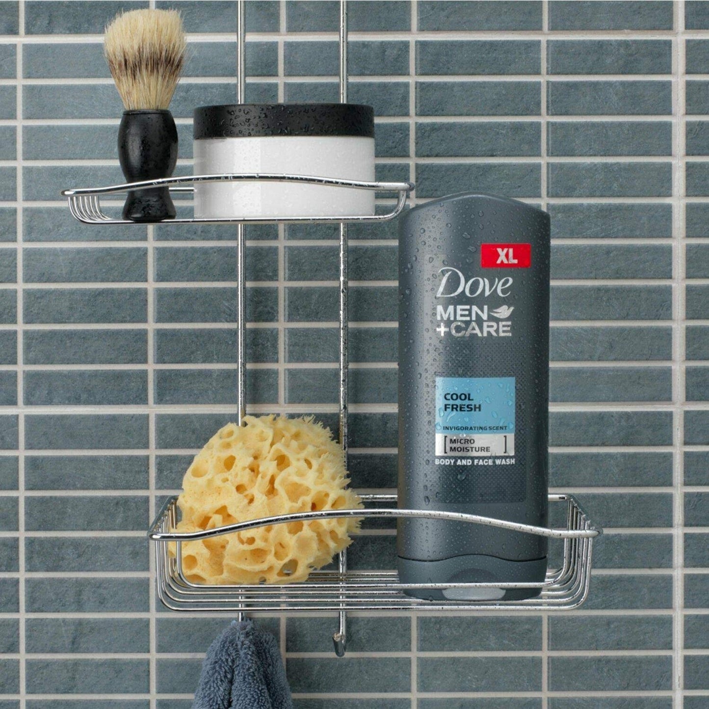 Dove, Doccia Dove Men+Care Cool Fresh, Bagnoschiuma Uomo 3 in 1 Idratante Corpo, Viso e Capelli, con Tecnologia MicroMoisture, Dona 24 Ore di Idratazione, 400 ml