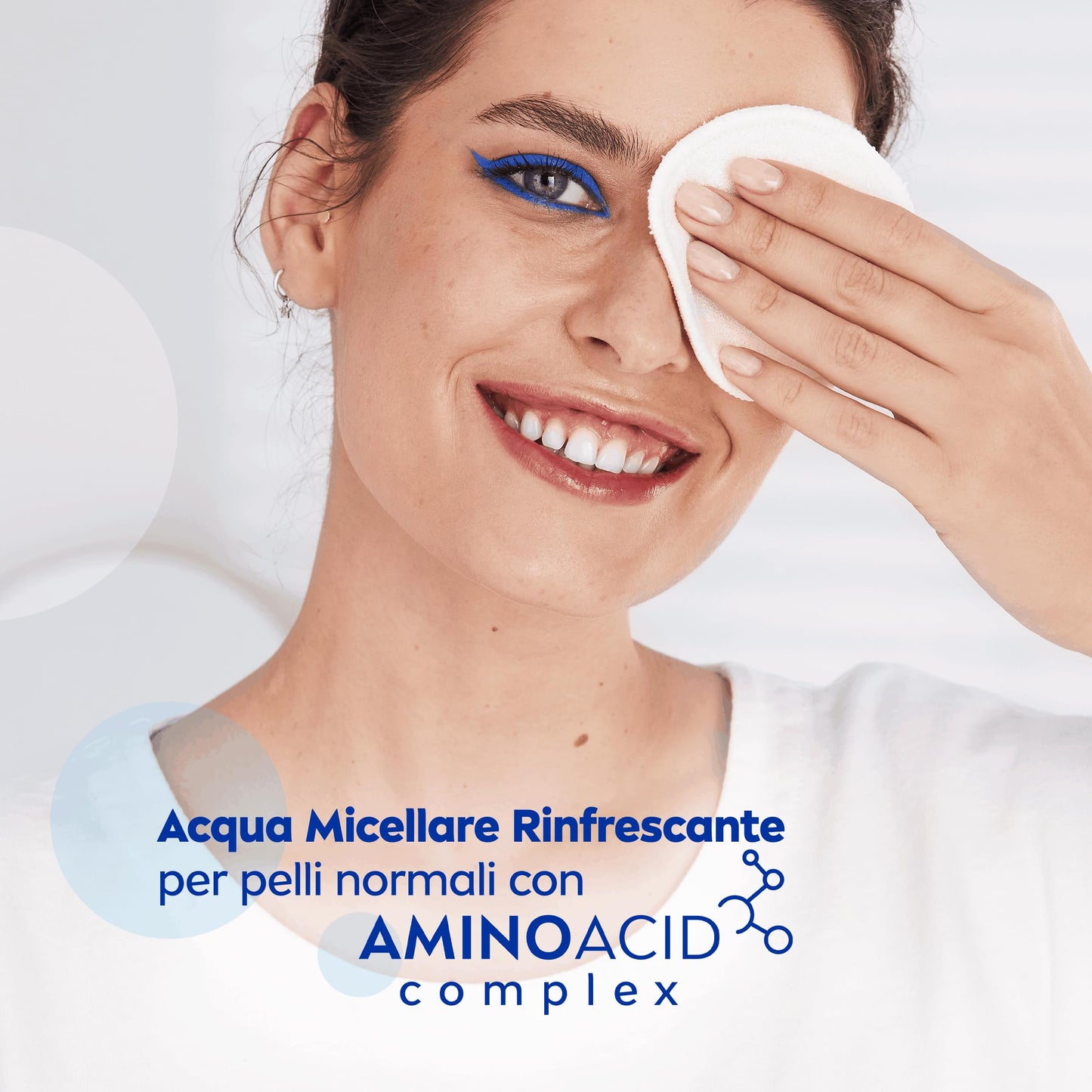 NIVEA MicellAIR 5in1 Acqua Micellare Rinfrescante 400 ml, Struccante viso e occhi con complesso micellare senza risciacquo, Detergente viso, occhi e labbra per pelli normali