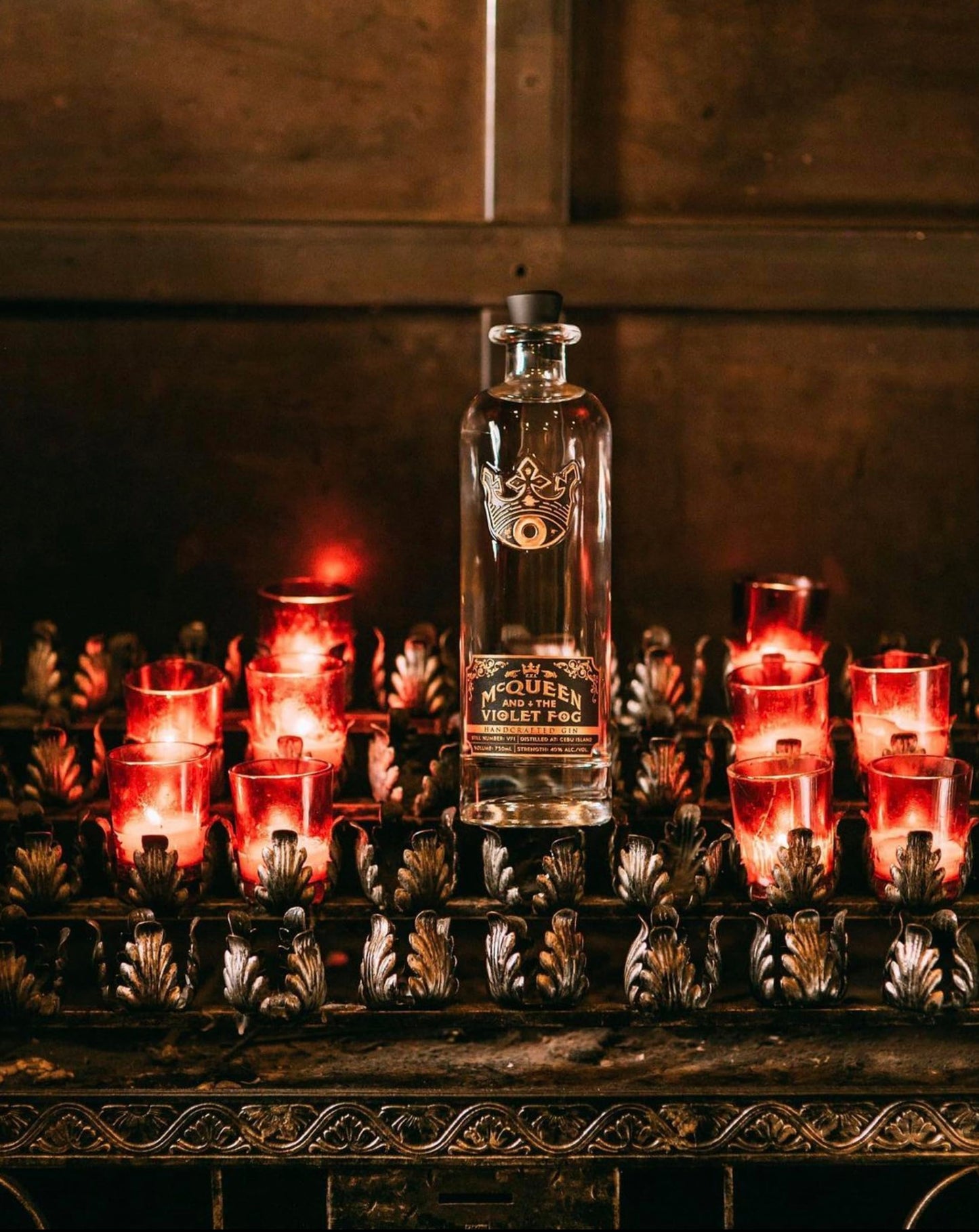 McQueen and the Violet Fog Handcrafted Gin 40% Vol. 0,7l