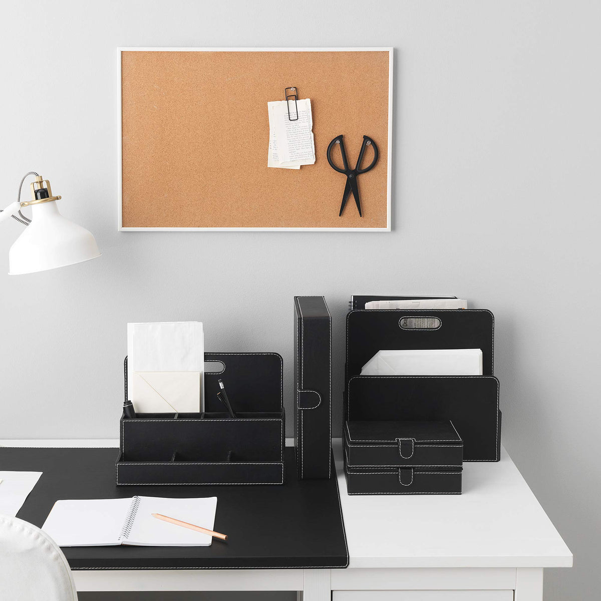 IKEA RISSLA Scrivania, Nero