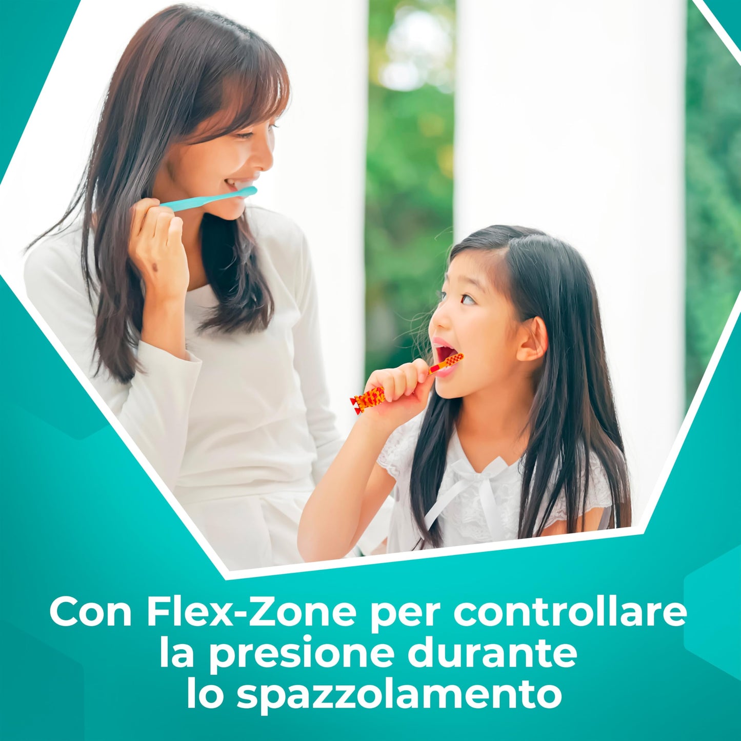 Aquafresh Junior, Spazzolino Denti per Bambini 6-12 anni, Denti da Latte e Permanenti, Setole Morbide, Pulizia Efficace, Collo Flessibile, Pacco da 12