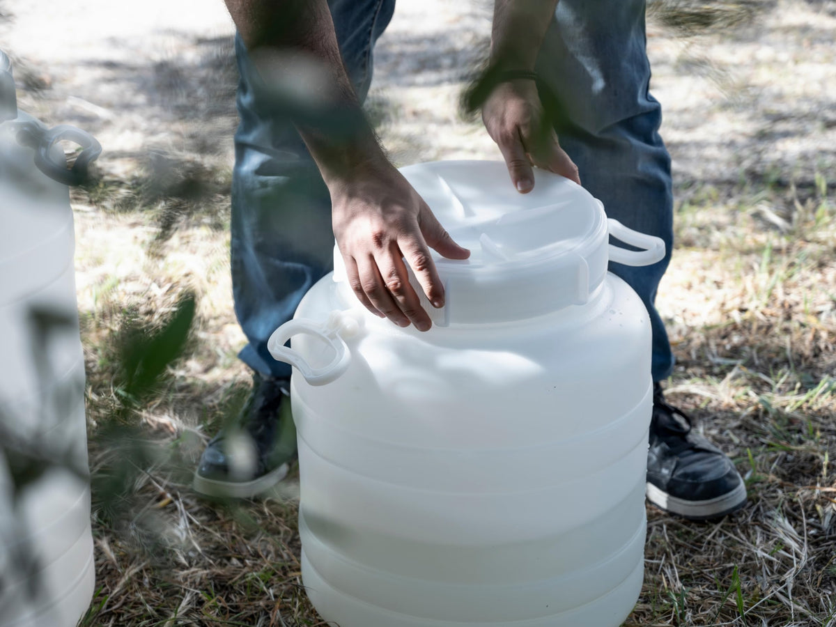 Ecoplast | Fusto in Plastica a Bocca Larga con Guarnizione e Tappo, Rubinetto non Incluso, Capienza 30 Lt, Colore Neutro, ø355x425, Made in Italy