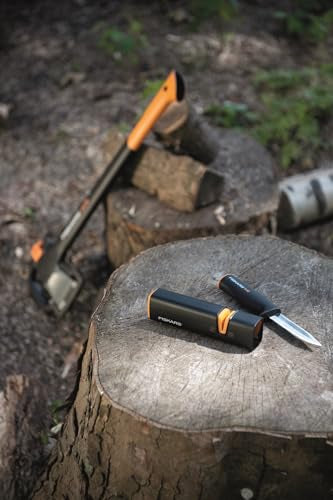 Fiskars Ascia e affilacoltelli Xsharp, nero