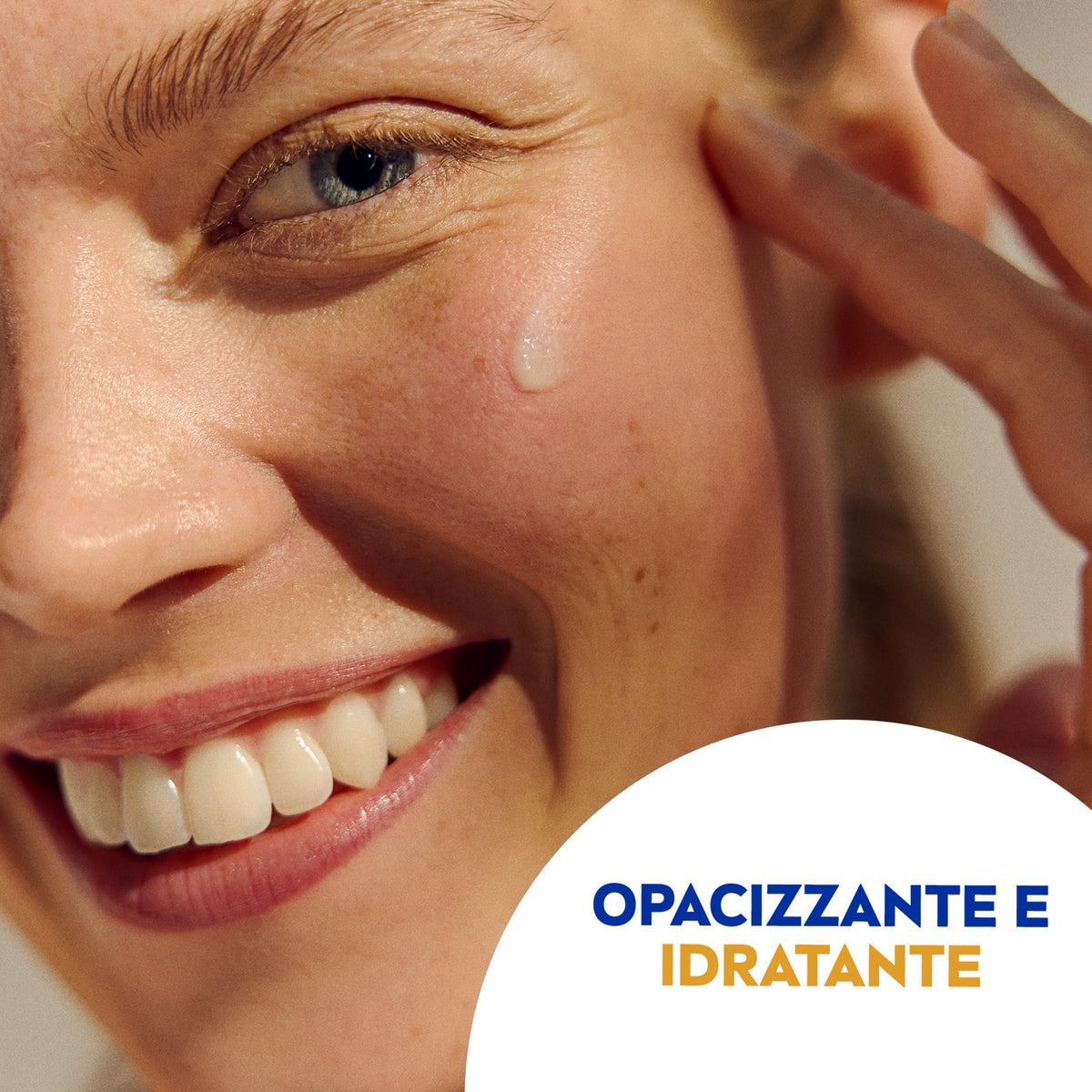 NIVEA SUN Derma Skin Clear Crema Solare Viso SPF50+ da 40 ml, Protezione solare con complesso Anti-Imperfezioni + Niacinamide, Crema viso SPF 50+ in fluido ultra leggero