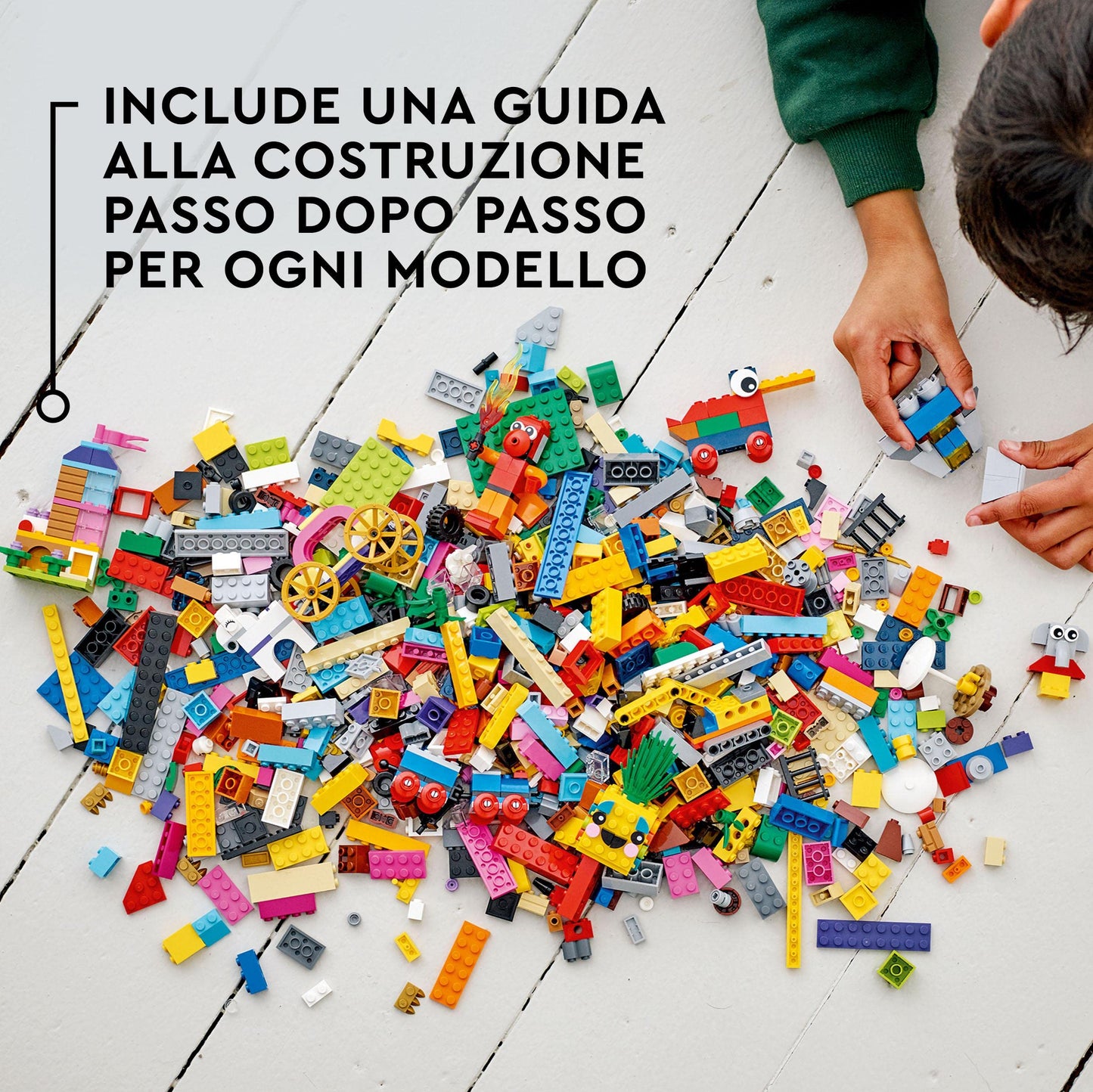 LEGO 11021 Classic 90 Anni di Gioco, Scatola con Mattoncini Colorati per 15 Mini Costruzioni di Modelli Iconici come un Treno Giocattolo, Giochi per Bambini dai 5 Anni