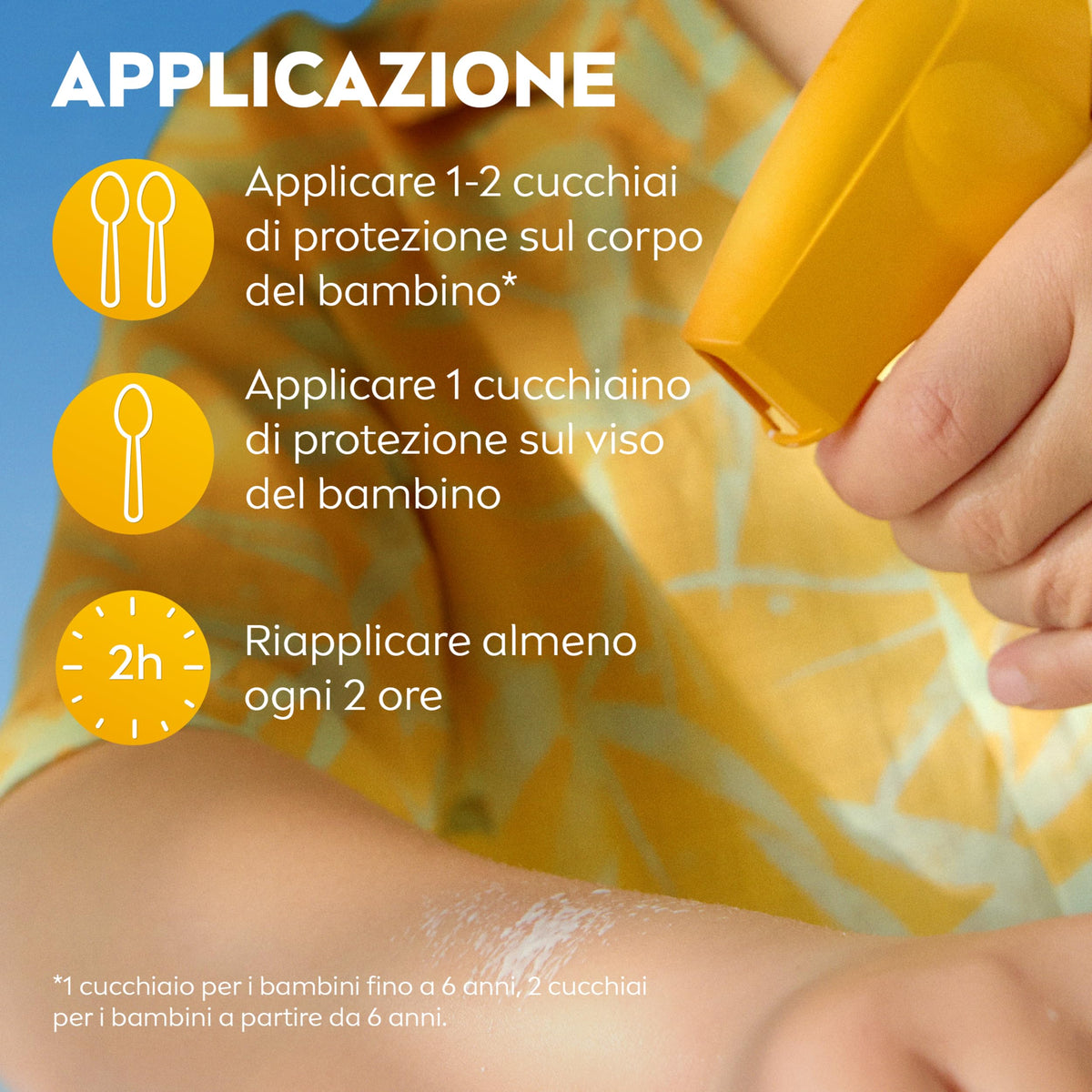 NIVEA SUN Kids Maxi Spray Protect & Care SPF 50+ 270 ml, Crema solare 50 bambini 3+ anni, Protezione solare 50 bambini spray extra resistente all'acqua e al sudore con Pantenolo, Vitamina C & E