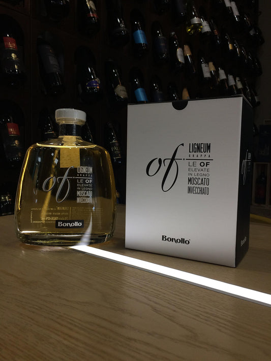 GRAPPA OF LIGNEUM MOSCATO INVECCHIATA BONOLLO LT0,700